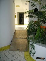 Hotel Hirzer - Rampa per raggiungere la piscina coperta