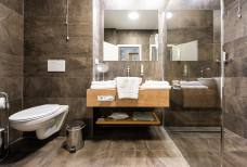 Hotel Gnaid - Badezimmer 204
