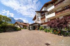 Parc Hotel Tyrol - Zugangsweg 1