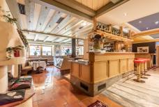 Bar Hotel Vierbrunnenhof