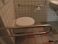 Südtiroler Landesmuseum für Volkskunde in Dietenheim - Toilette 1