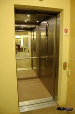 1 Therme Meran
