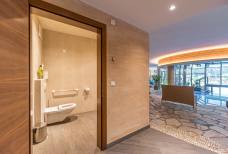 Toilette Hallenbad