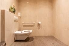 Toilette Hallenbad