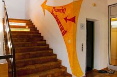 Pizzeria Hallenbad, Sportwell Malles - Ascensore