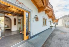 Panoramahotel Huberhof - Rezeption und Bar
