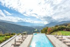 Panoramahotel Huberhof - Infinity Pool