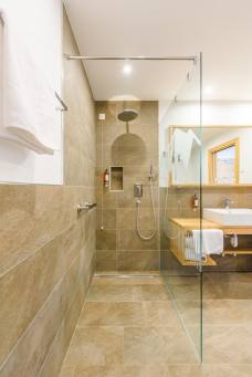 Panoramahotel Huberhof - Badezimmer 101