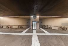 Bahnhof Bruneck - Fahrstuhl gleis 2 und 3