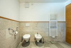 Sterzinger Moos - Zimmer 220 - Badezimmer
