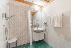 Bad Moos Dolomites Spa Resort - Residence Mühlenhof: Bad vom Zimmer Nr. 470
