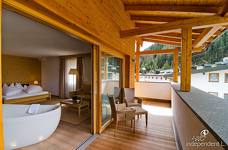 Boutique Hotel Nives - Balkon