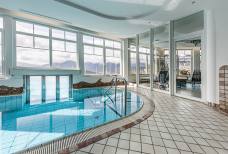 Hotel Schönblick - Piscina e giardino