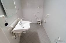 Naturparkhaus Fanes-Sennes-Prags-Dolomiten: Barrierefreie Toilette