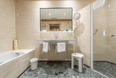 Hotel Grüner Baum - Bagno camera 711