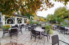 Restaurant „Lacus“: Terrasse „Rast am See“