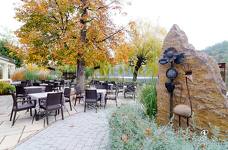 Restaurant „Lacus“: Terrasse „Rast am See“
