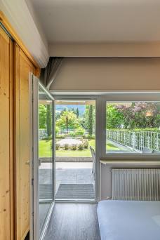 TYROL family retreat - Terrasse der Ferienwohnung 3