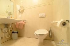 Cabinovia Col Raiser - WC stazione a monte