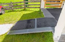 Cabinovia Col Raiser - Rampa davanti all'ingresso principale