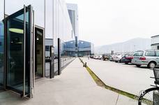 Kletterhalle Salewa Cube - Zugangsweg