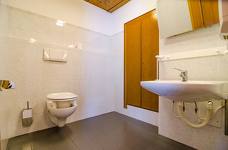 Filmclub Bozen im Kolpinghaus Bruneck: Toilette für Menschen mit Behinderung