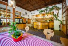 Restaurant Sandwirt - Eingangs - Bar
