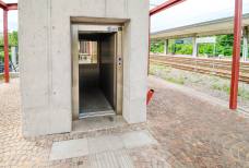 Bahnhof Auer - Fahrstuhl