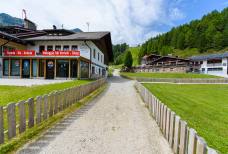 Speikboden - Sand in Taufers: Bergrestaurant und Kinderspielplatz