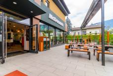 McDonald's - Terrazza e parco giochi