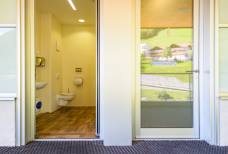 Barrierefreie Toilette Talstation Kabinenbahn Ratschings-Jaufen