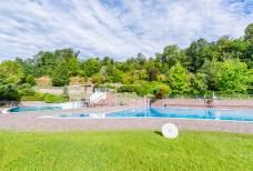 Piscina lago di Monticolo