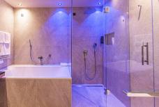 Tratterhof - Mountain Sky Hotel - Badezimmer Panorama suite Dolomites