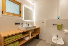 Residence Bergheim - Ferienwohnung Pragser Wildsee - Großes Bad