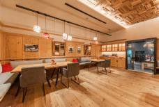 Golf Lodge - Restaurant, Bar und Terrasse