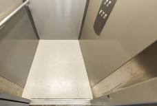 Arena Bar & Restaurant Carstop  - Ascensore