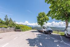 Schwimmbad Oberbozen - Parkplatz und Zugangsweg