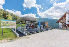 Kabinenbahn Pfannspitz: Zugangsrampe Talstation