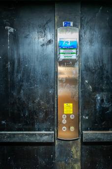  BBT-Infopoint - Fahrstuhl