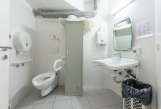 Landhausbar - Bagno accessibile nel reparto donne