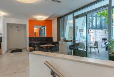 Landhausbar Bozen - Scale