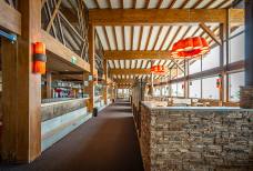 Helmrestaurant - Restaurant