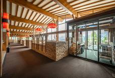 Helmrestaurant - Restaurant