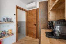 Urlaub auf dem Bauernhof Preglhof - WC im Frühstücks- und Aufenthaltsraum