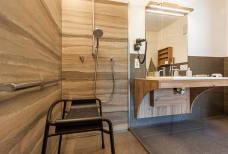 Urlaub auf dem Bauernhof Preglhof - Bad der barrierefreien Ferienwohnung (Nr. 1)