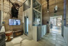 Reinhold Messner Haus - Lift