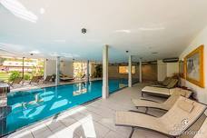 Hotel Dolomitenhof - Hallenbad