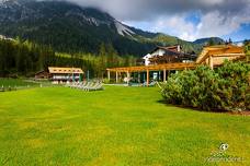 Hotel Dolomitenhof - Garten