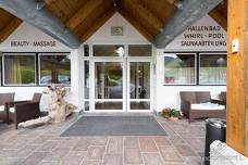 Hotel Dolomitenhof - Zugangsweg