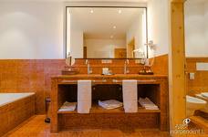 Relais & Châteaux Castel Fragsburg: Badezimmer 113